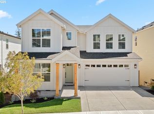 15104 SW Huntwood St, Tigard, OR 97224