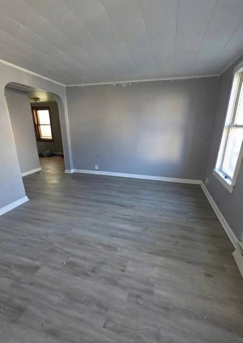 2 bed, $1,350 — Photo 1