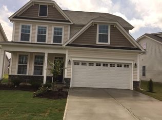 1131 Summer Meadow Dr, Fuquay Varina, NC 27526