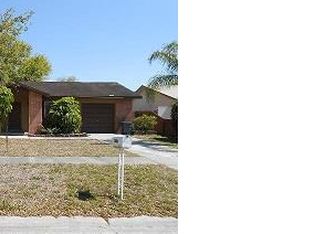 10633 92nd St, Seminole, FL 33777