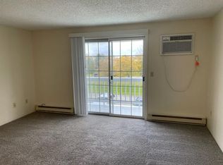 6826 Plaza Dr APT 5, Niagara Falls, NY 14304