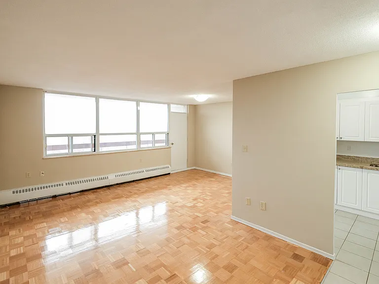 165 Barrington Ave — Photo 19