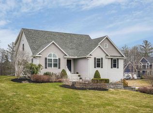 25 Schooner Dr, Dover, NH 03820