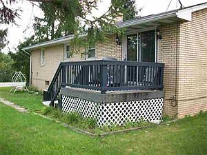 5th image of 402 Paul St