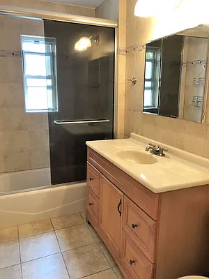 Rented by Movement Realty Group LLC | media 10