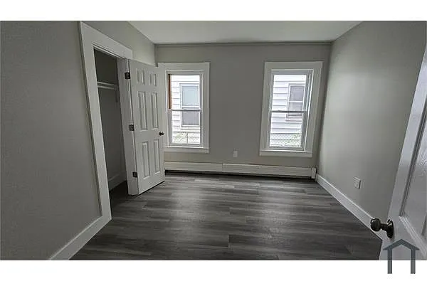 Building Photo - 1520 Pembroke St #1L