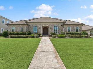 111 Orange Blossom Ct, Belle Chasse, LA 70037