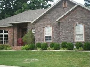 1427 N Old Wire Rd, Fayetteville, AR 72703