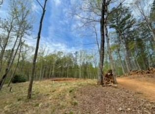 41 White Oak Dr, Ellijay, GA 30540