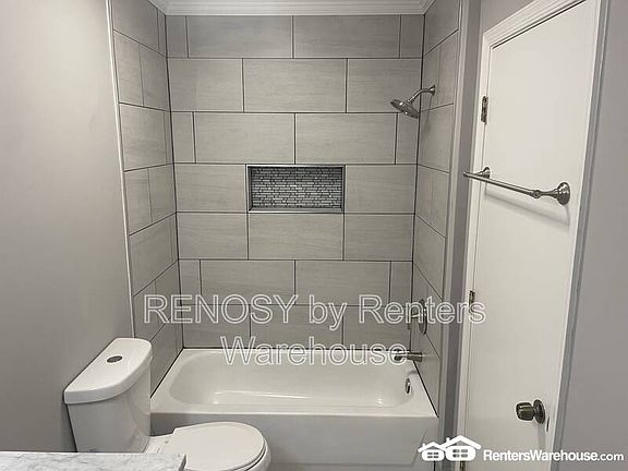 5th image of 34 N Spring St