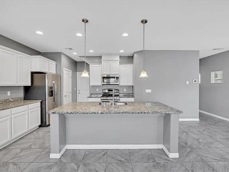 6789 Dragonfly Rock St — Photo 16