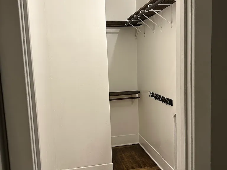 5638 W Higgins Ave #1 — Photo 11