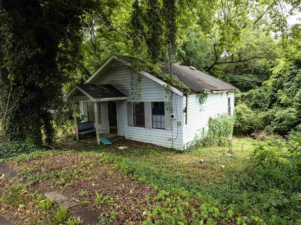 325 Cherokee St, Florence, AL 35630