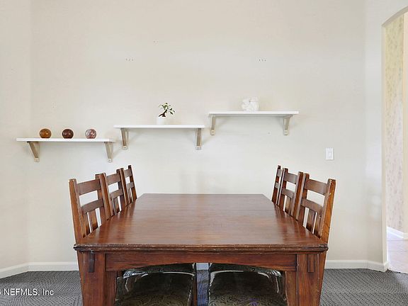 5th image of 5838 LONG COVE Drive