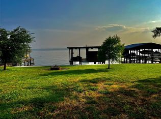 100 Bridgelanding, Onalaska, TX 77360