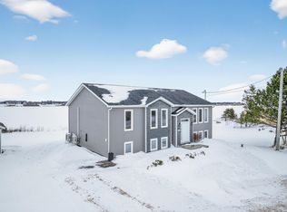 40 Bayside Rd, Saint David'S Parish, PE C1N4J9