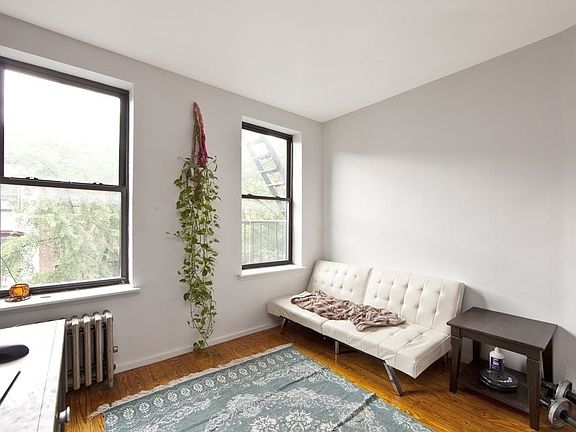 5th image of 52 E 7th St APT 13