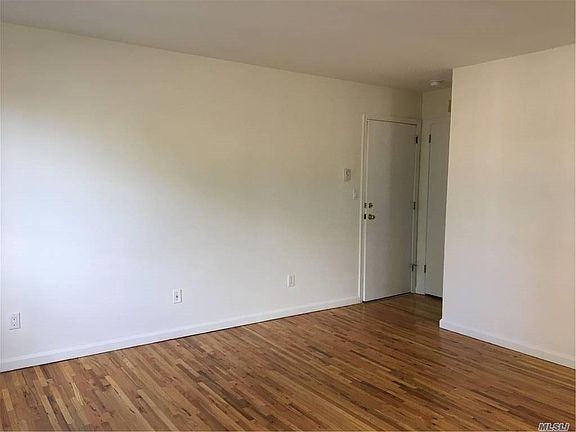 3rd image of 56 Sintsink Dr E APT F