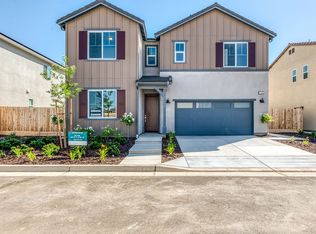 11376 N La Brisa Dr, Fresno, CA