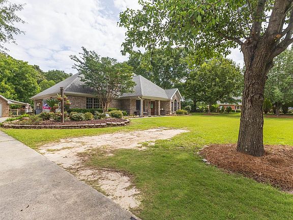 4th image of 107 Loch Mere Dr