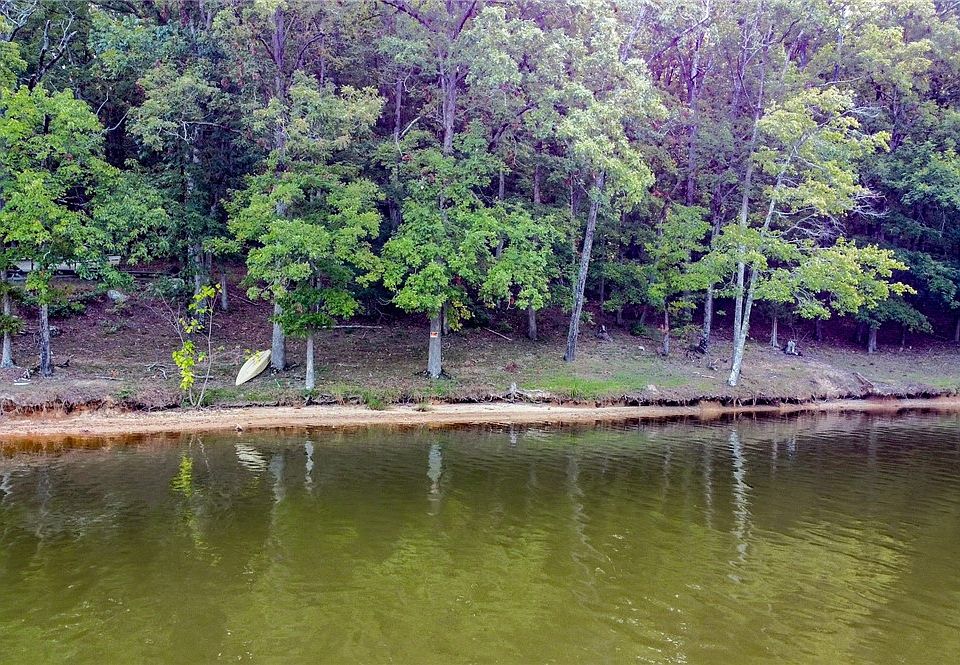 1st image of 68 Buckeye Cir