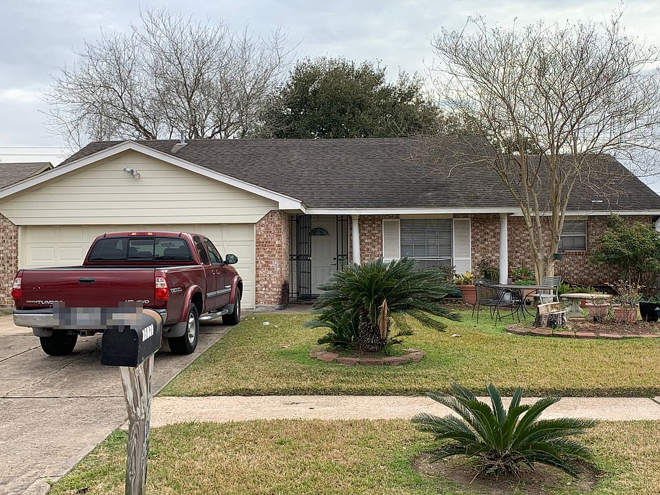 1st image of 15031 Four Winds Dr