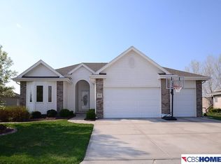 3213 Gold Rush Rd, Council Bluffs, IA 51501