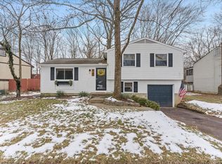 4153 Camellia Ct, Westerville, OH 43081