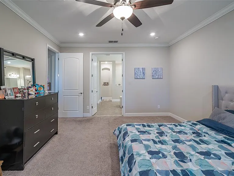 5409 Camberwell Ln — Photo 30
