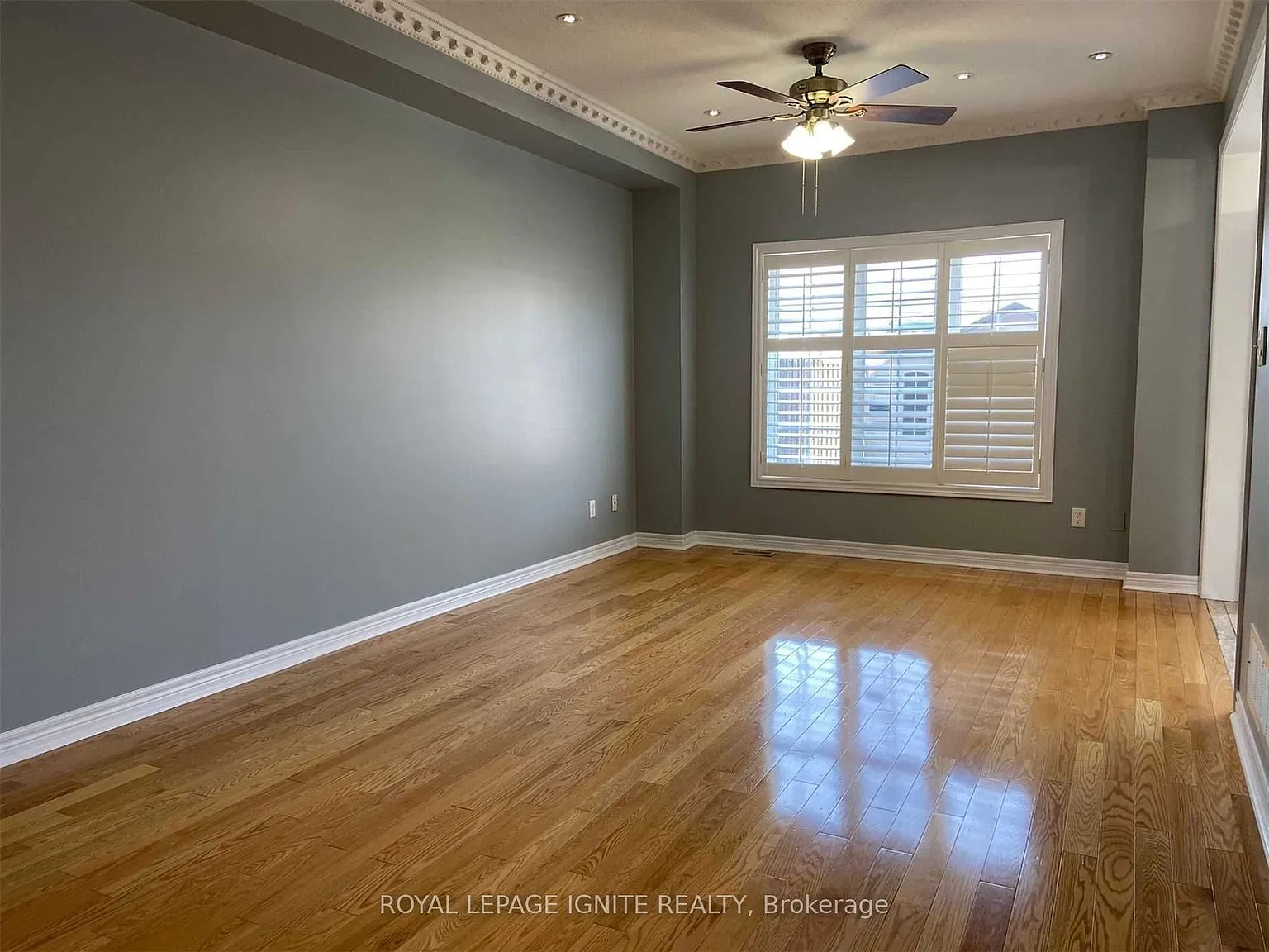 3 bed, $2,950 — Photo 4