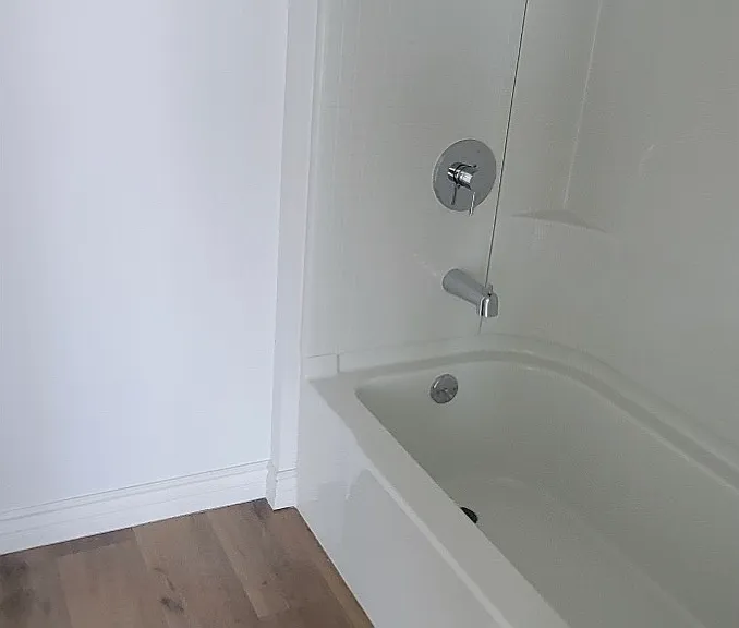 325 E Florence Ave #308 — Photo 4