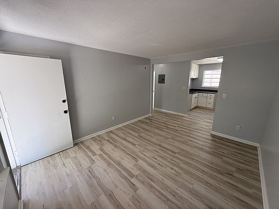 3rd image of 1609 11th Ct N #11281778