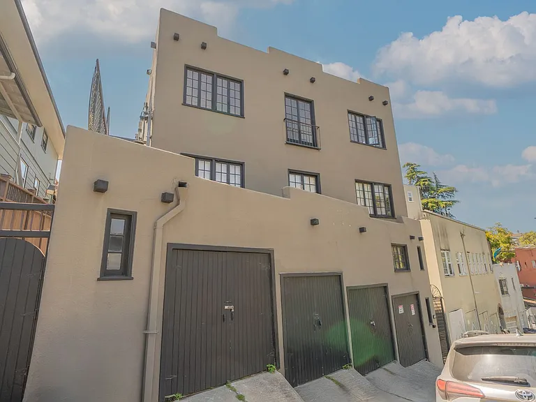 970 Vermont St — Photo 19