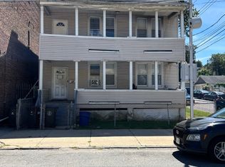 130 Brighton Ave, Staten Island, NY 10301