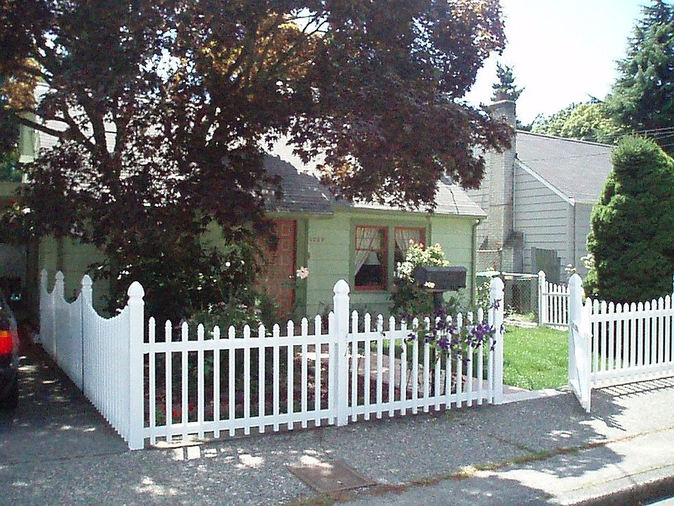 Charming Updated Cape Cod