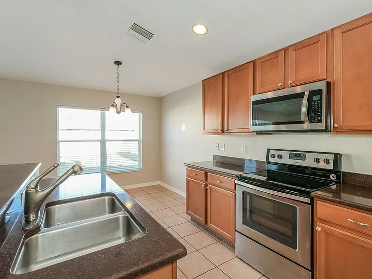 6046 Desert Peace Ave — Photo 8