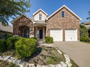 6011 Meadowcrest Ln, Sachse, TX 75048