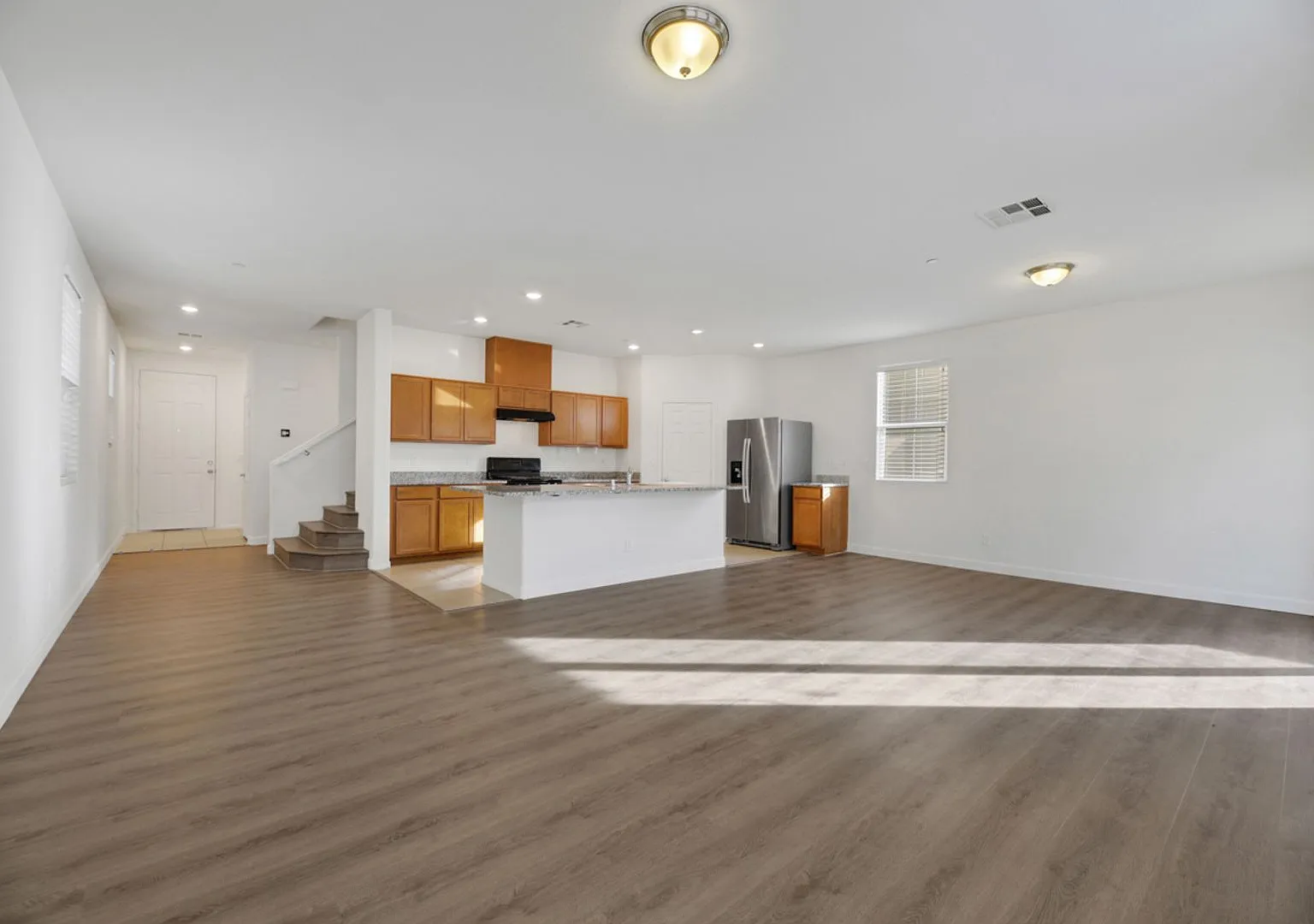 Like Brand New Inspirada Home — Photo 2