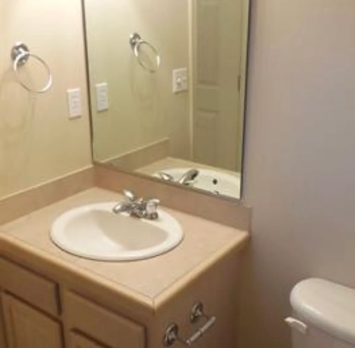 3 bed, 1509 sqft, $2,200 — Photo 4