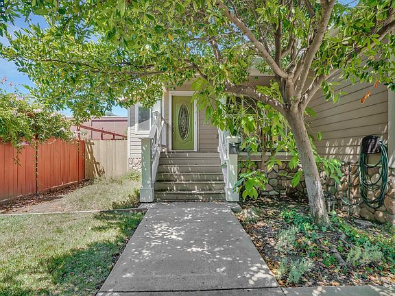 2nd image of 3190 Castro St