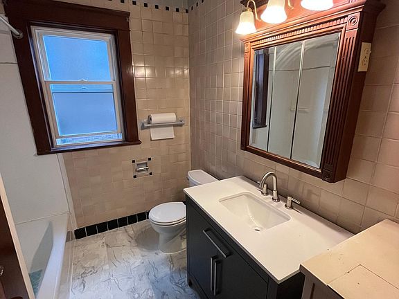 2nd image of 14915 Lake Ave APT 1