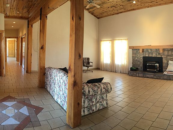 4th image of 51 Gulch Ln