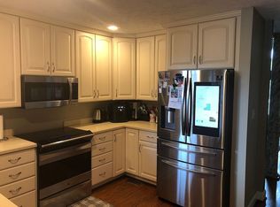 18 Court Vw, Axton, VA 24054