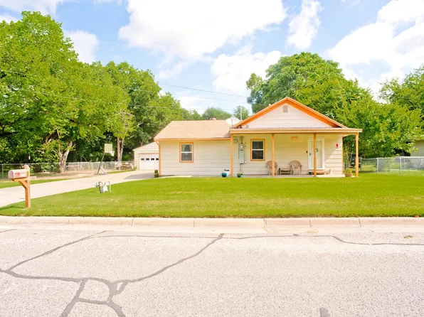 4308 Blackstone Dr, Fort Worth, TX 76114