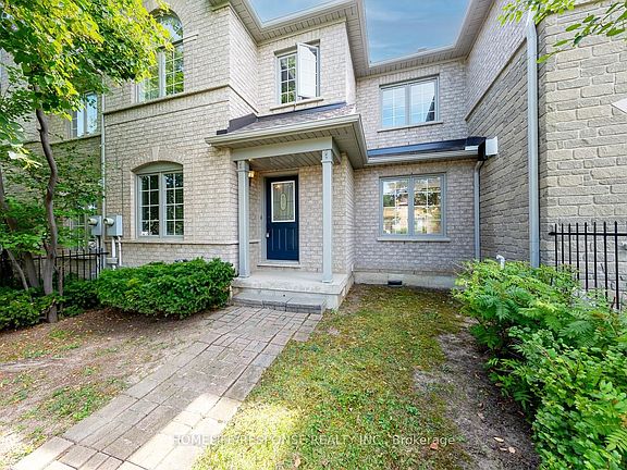 3rd image of 450 Bristol Rd E #25