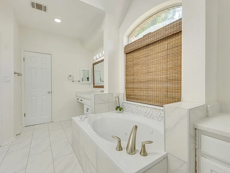 8908 Pepper Rock Dr — Photo 21