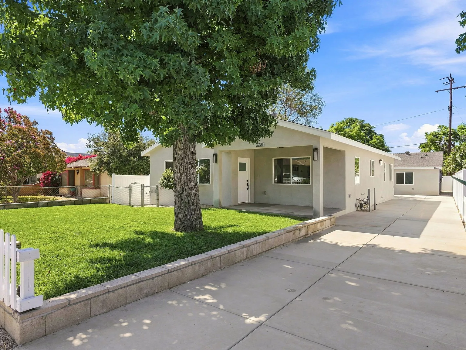 3 bed, 1468 sqft, $4,400 — Photo 2