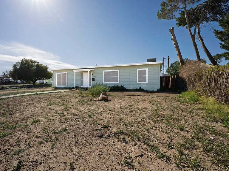 343 Tungsten Street Studio - For Sale-3_05242026
