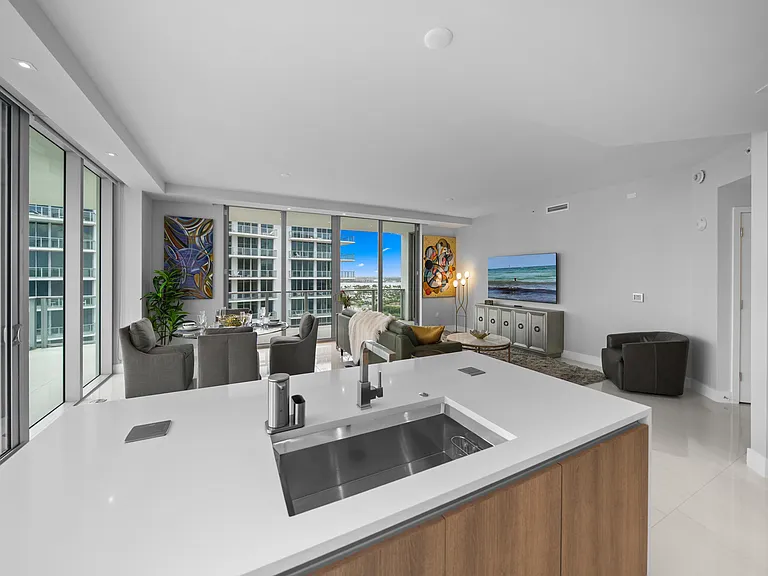 3100 N Ocean Dr #H-1608 — Photo 10