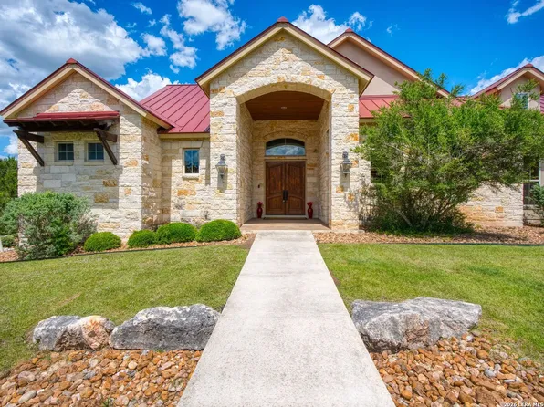 103 Falcon Crest, Boerne, TX 78006